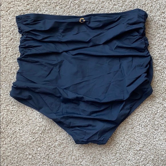 High waisted Guess bikini bottoms size Medium - Picture 2 of 4